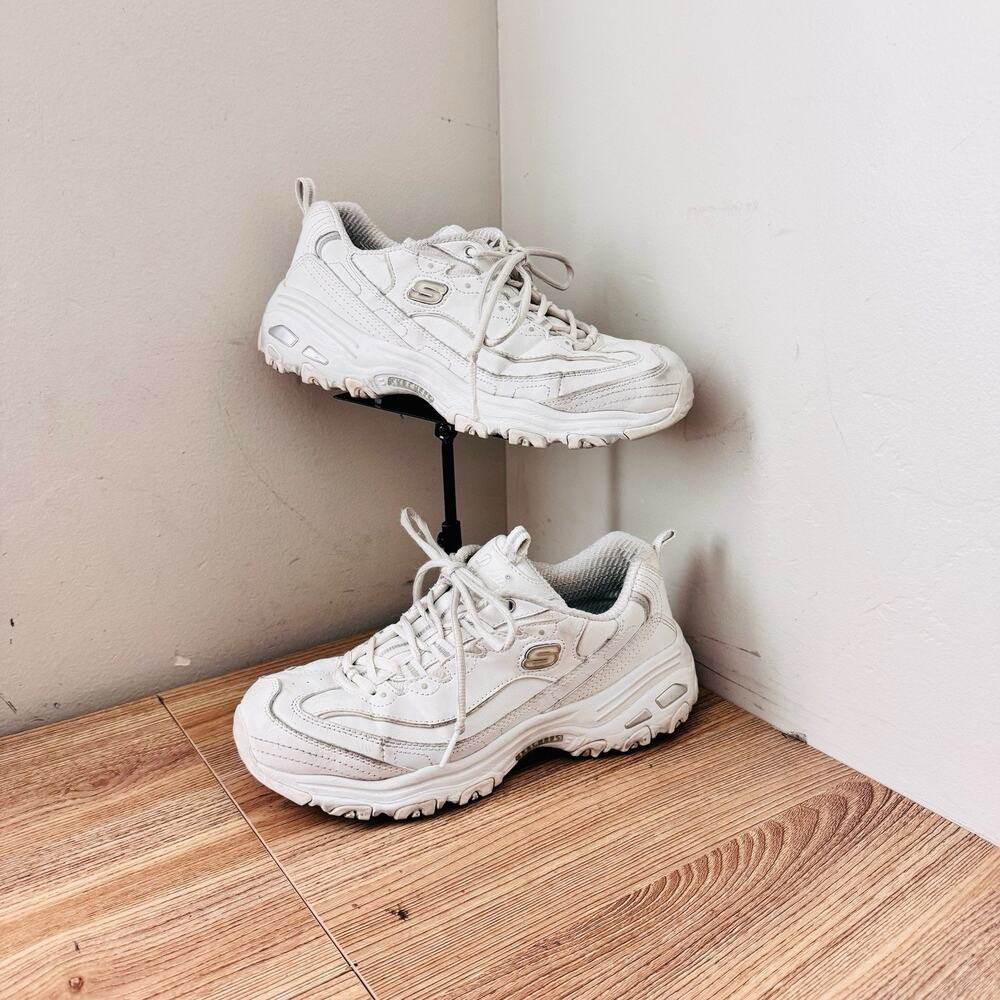 Skechers D'Lites Fresh Start sneakers White Women’s Size 9
